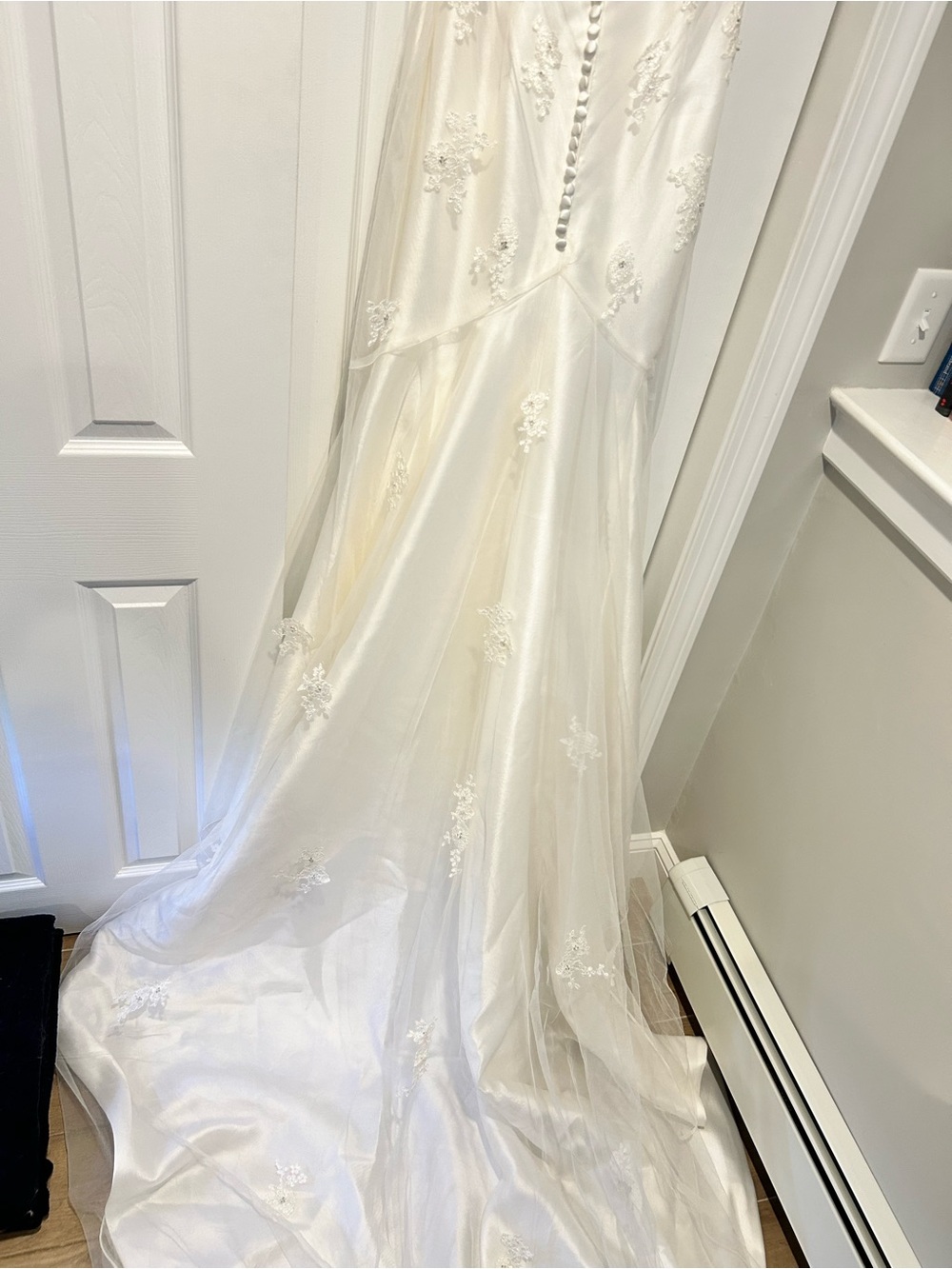 NEW STRAPLESS WEDDING DRESS - Picture 5 of 12